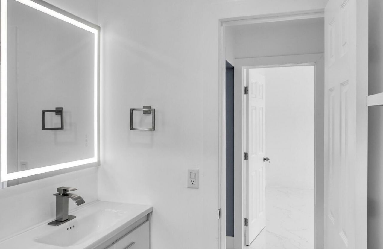 915 SW 3rd Street, Boynton Beach, FL 33435 Photo