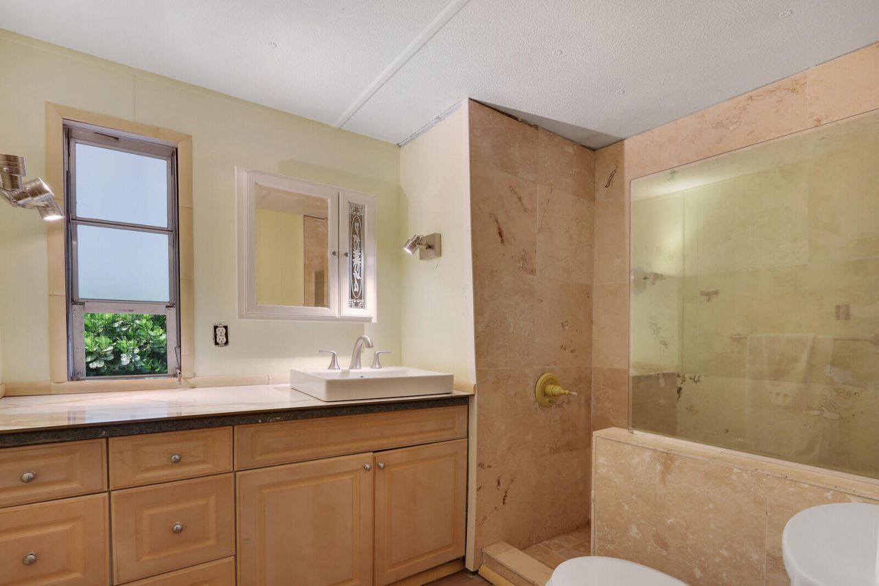 4752 NE Blue Heron Lane, Jensen Beach, FL 34957 Photo