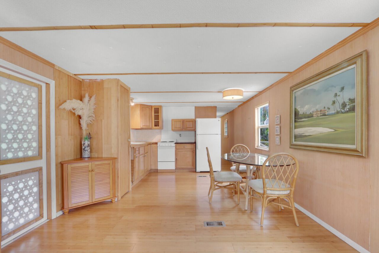 4752 NE Blue Heron Lane, Jensen Beach, FL 34957 Photo