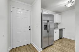 2754 Jobee Drive photo 4