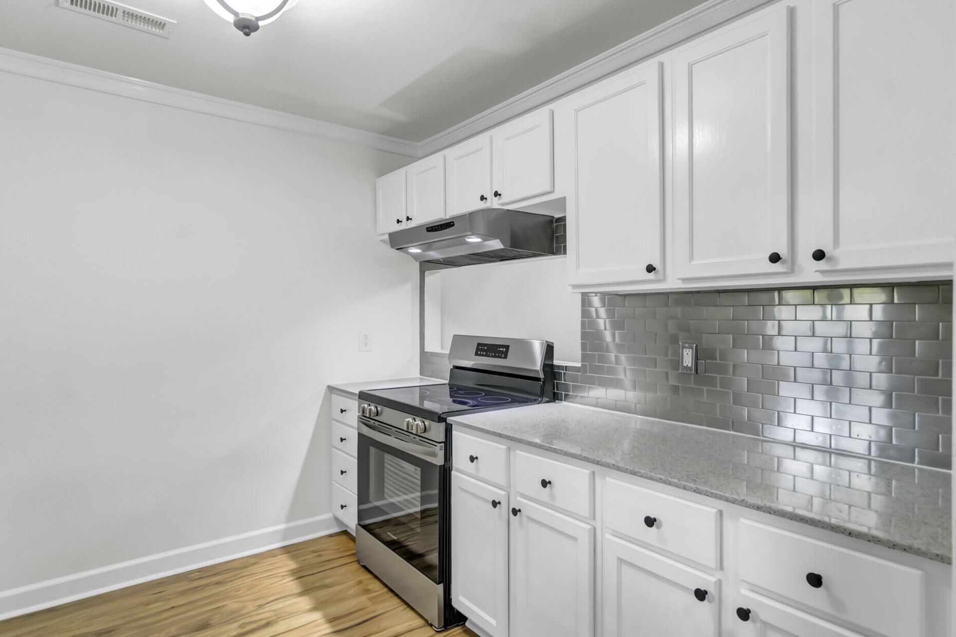 2754 Jobee Drive Photo 6
