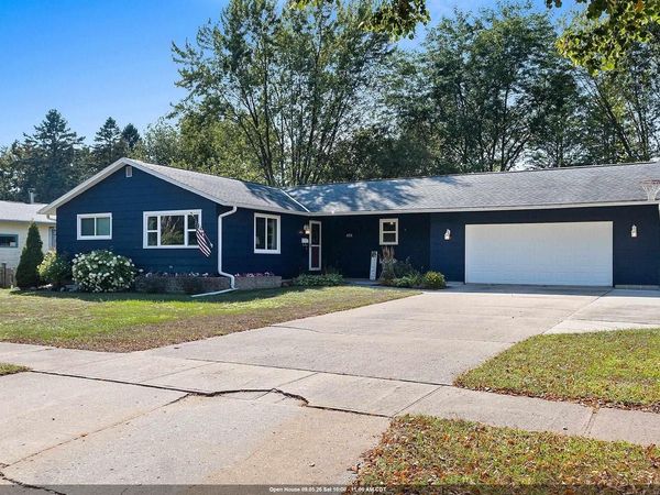 451 S WELLS AVENUE, Peshtigo, WI 54157