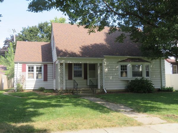 856 E Jefferson Street , Morris, IL 60450