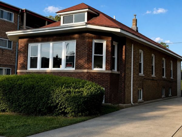 8014 S Yates Boulevard , Chicago, IL 60617