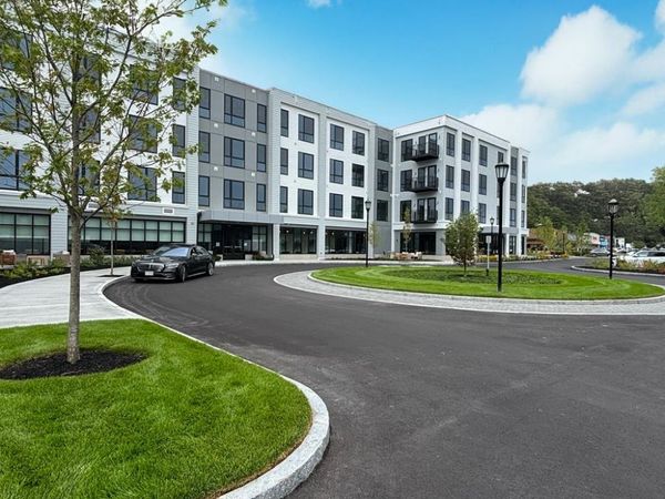80 Constitution Avenue, Unit 413, Portsmouth, NH 03801