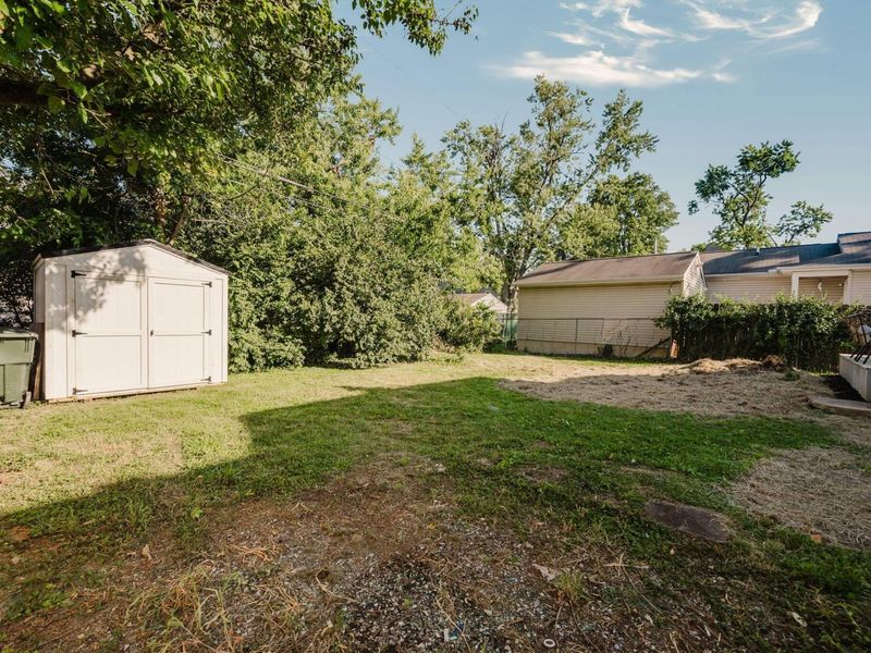538 S Ashburton Road, Columbus, OH 43213 Photo 30