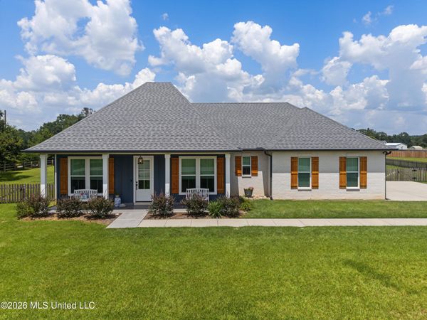 5 S Caesar Oaks Drive, Carriere, MS 39426