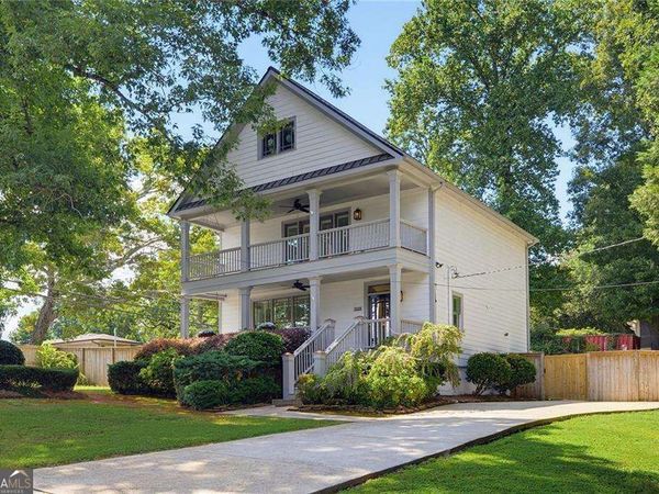 2009 Delphine Drive, Decatur, GA 30032
