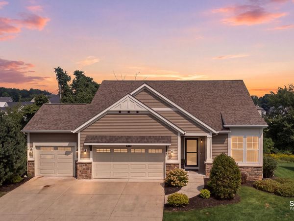 3173 Braeburn Drive, Unit 17, Jenison, MI 49428