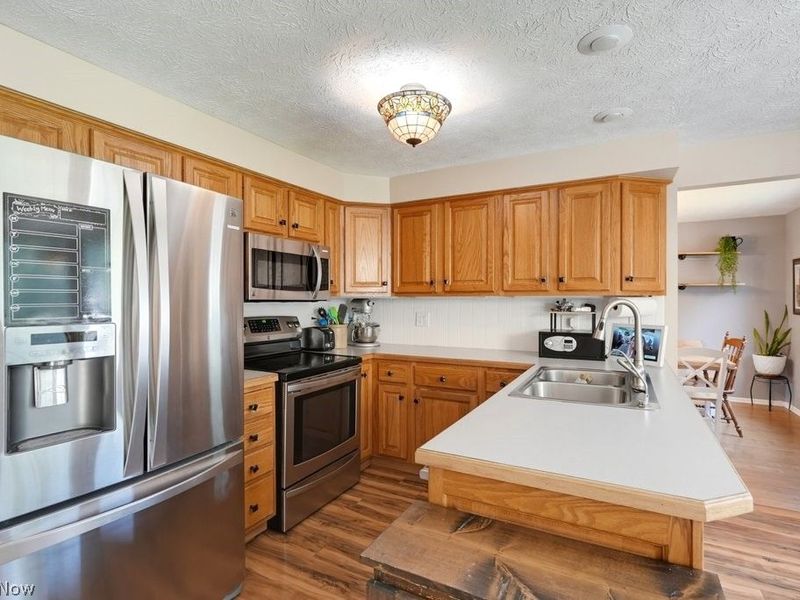 5234 Shamrock Avenue NW, North Canton, OH 44720 Photo 14