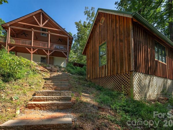 157 Spring Valley Drive, Union Mills, NC 28167