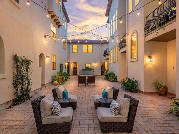 2207 Pasadena DR, Unit 10, Austin, TX 78757
