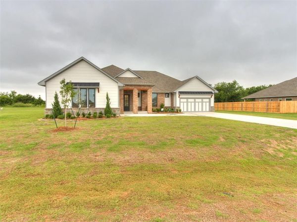 4025 Great Redwood Road, Newcastle, OK 73072