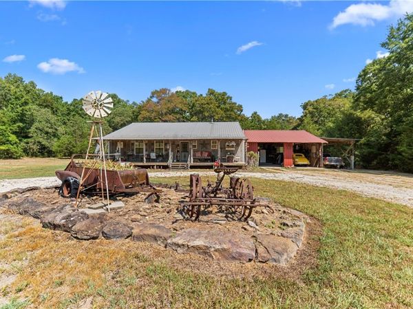 12107 Volcano Road , West Fork, AR 72774