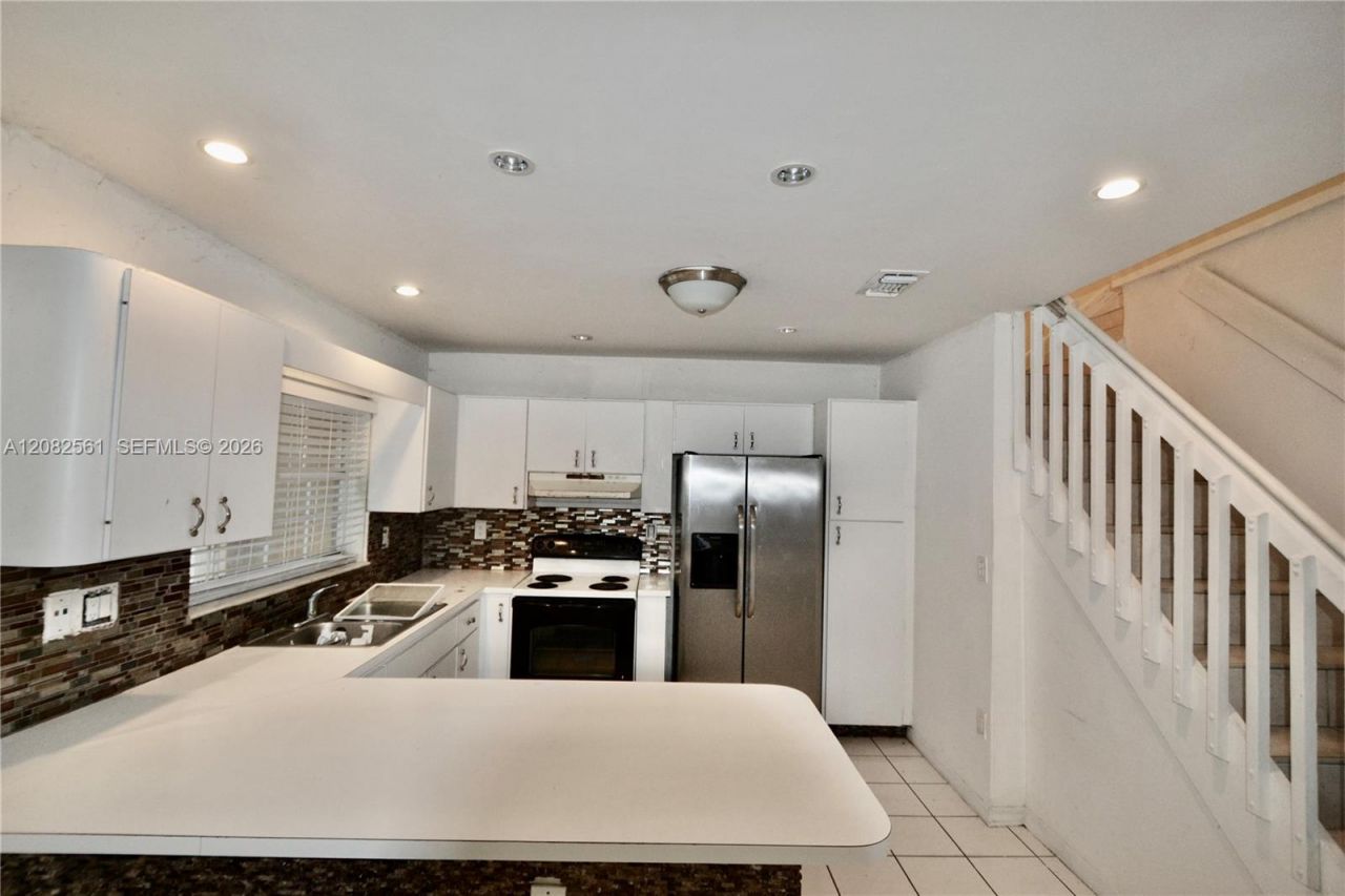7132 SW 158th Path , Miami, FL 33193 Photo