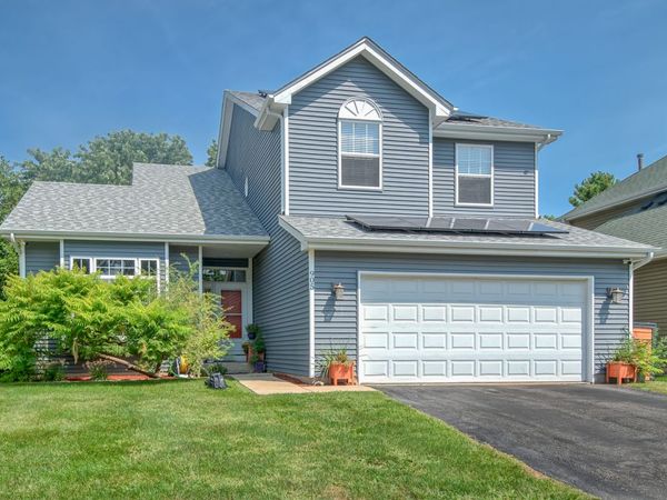 905 Chelsea Court , Aurora, IL 60504