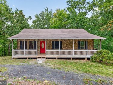 152 DEER PLACE COURT, STRASBURG, VA 22657