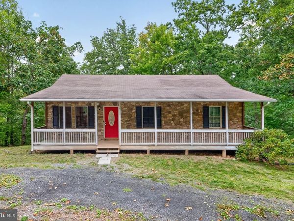 152 DEER PLACE COURT , STRASBURG, VA 22657