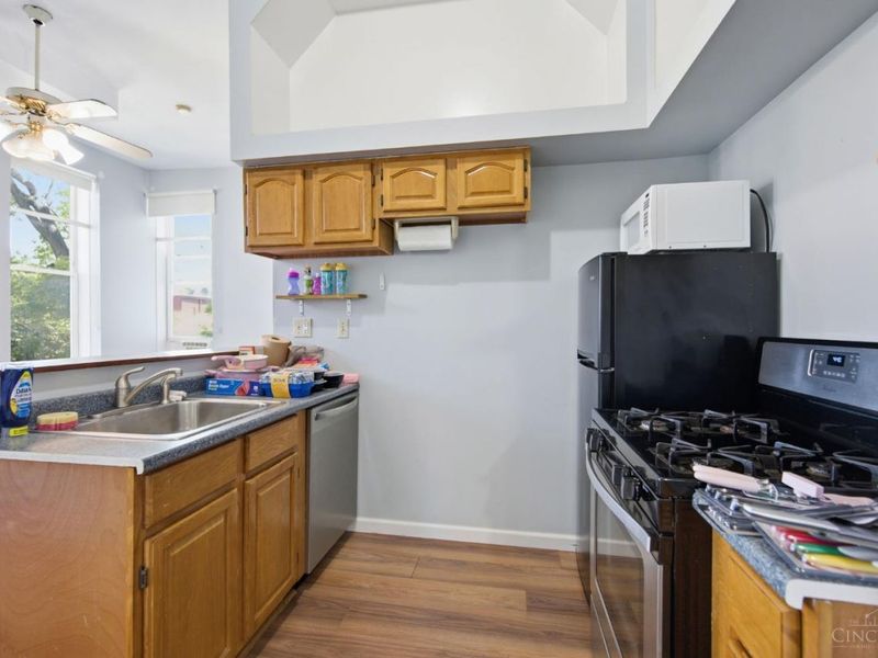 215 Warner Street, Cincinnati, OH 45219 Photo 21