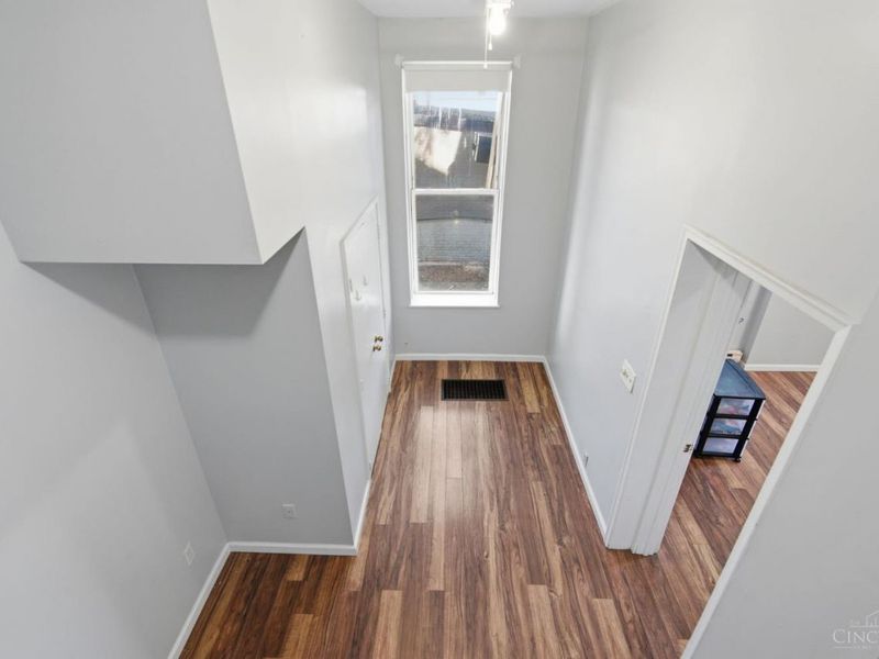 215 Warner Street, Cincinnati, OH 45219 Photo 35