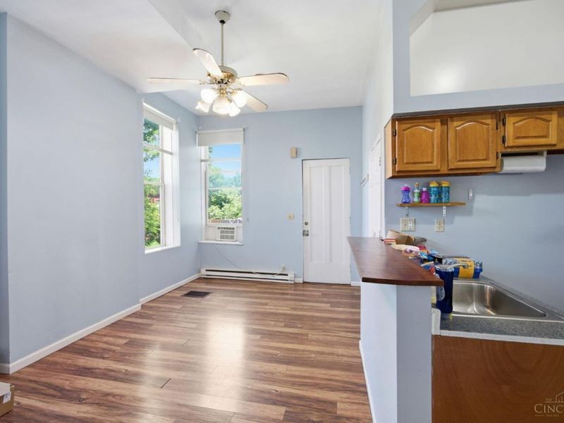215 Warner Street, Cincinnati, OH 45219 Photo 6