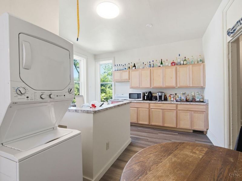 215 Warner Street, Cincinnati, OH 45219 Photo 62