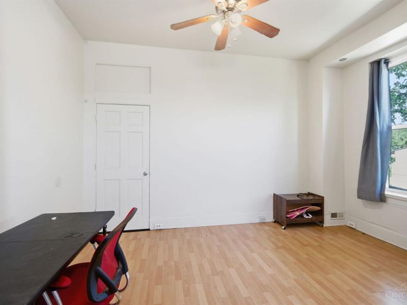 215 Warner Street, Cincinnati, OH 45219 Photo 71