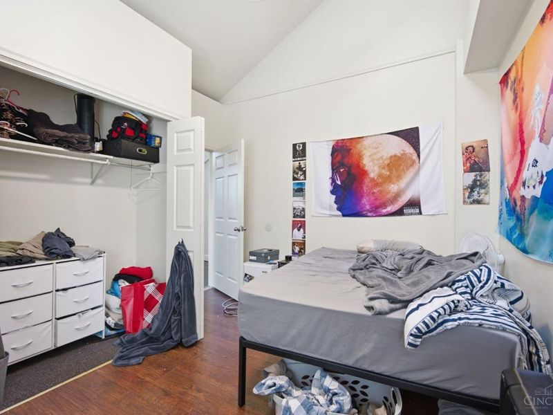 215 Warner Street, Cincinnati, OH 45219 Photo 83