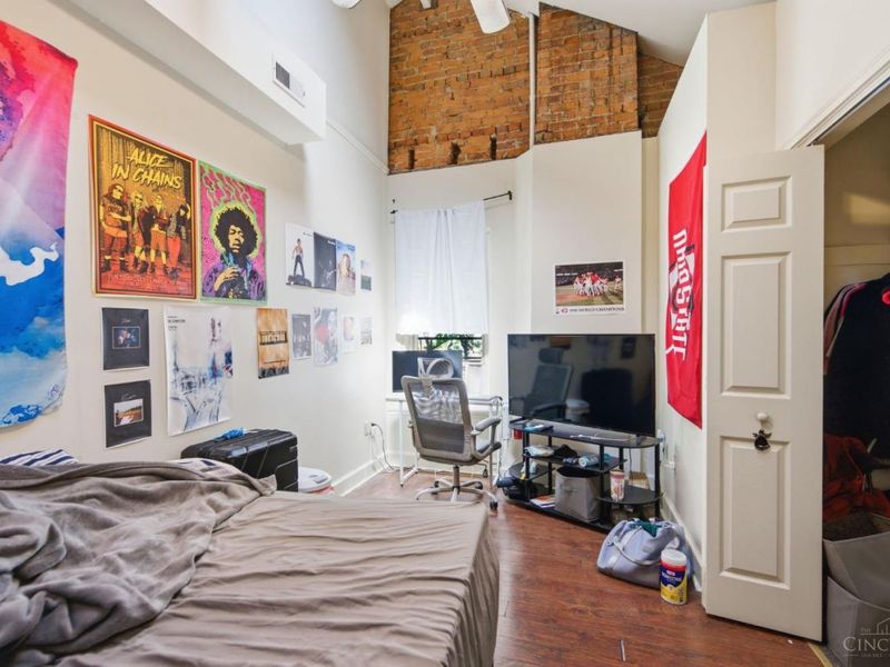 215 Warner Street, Cincinnati, OH 45219 Photo 84