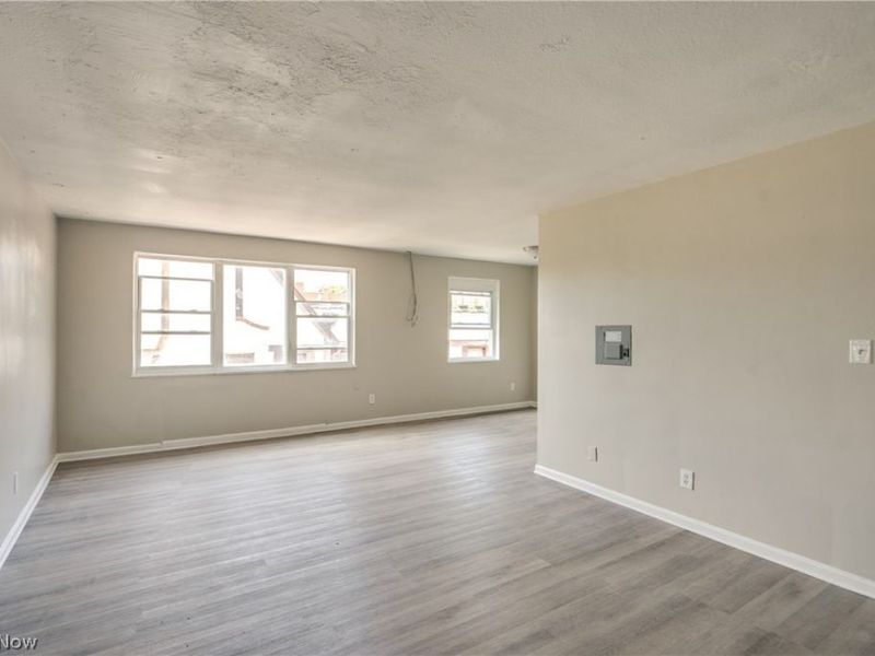 2885 Hampton Road, Cleveland, OH 44120 Photo 2