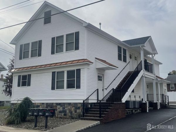 16 E Kupshe Street, Sayreville, NJ 08872