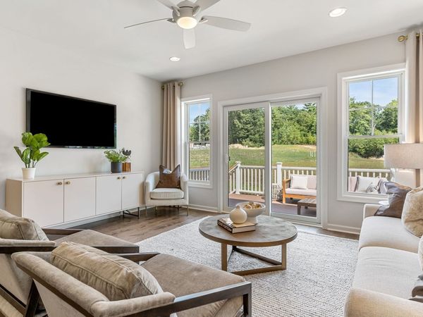 16 Weathervane Drive, Unit 023, Walpole, MA 02081