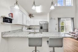 143 Chenoa Dr. photo 4