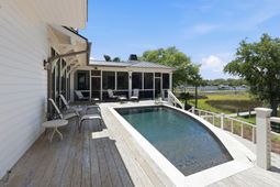 17 Waterway Island Drive photo 4