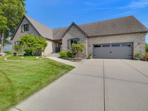 9201 Schillton Drive , St. John, IN 46373