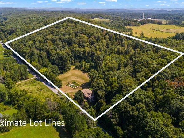 4011 Straight Gut Road, LaFayette, GA 30728