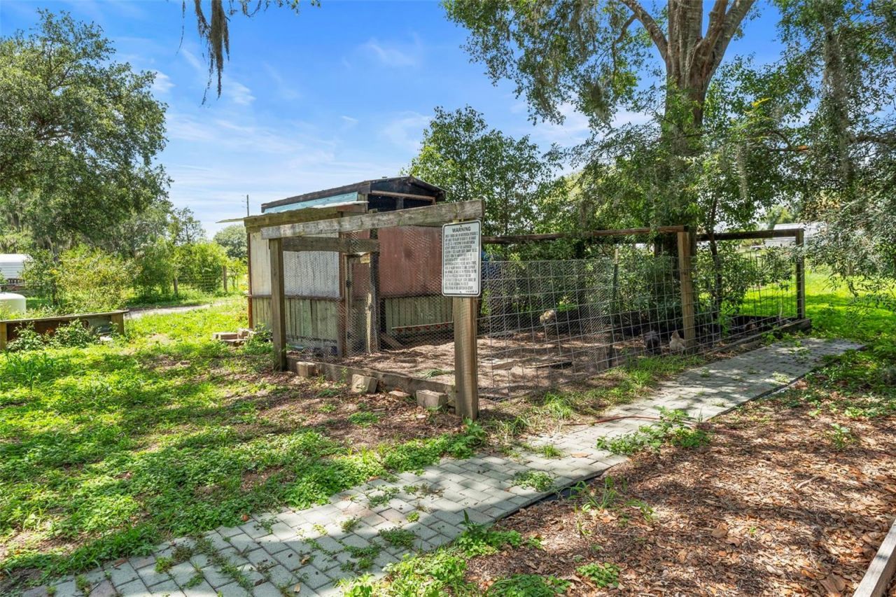 2016 Lewis Road, Leesburg, FL 34748 Photo