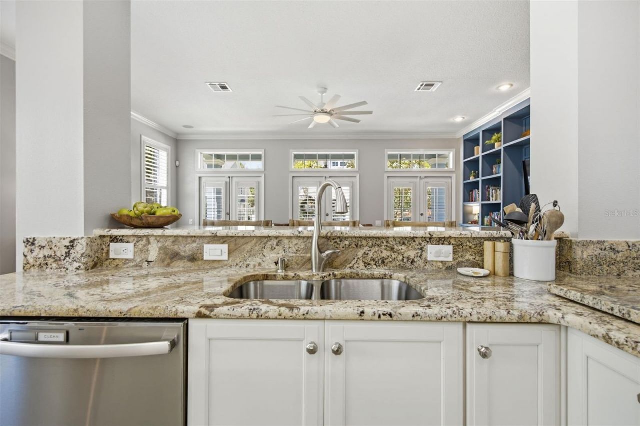10438 Green Links Drive, Tampa, FL 33626 Photo