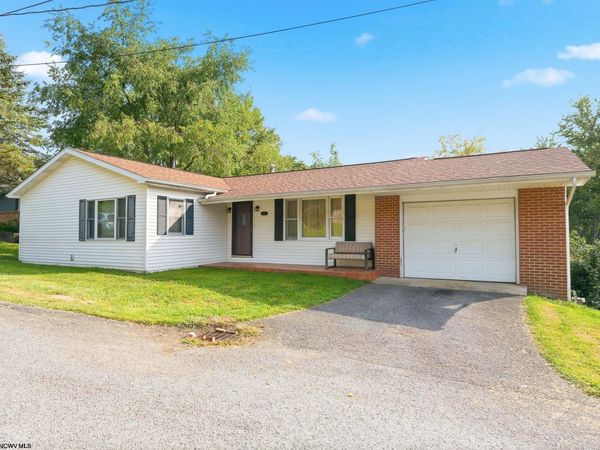 436 Riley Street, Morgantown, WV 26505