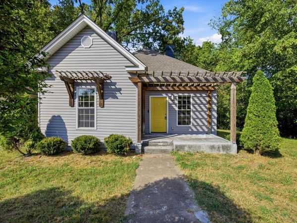 2323 Crutchfield Street , Chattanooga, TN 37406