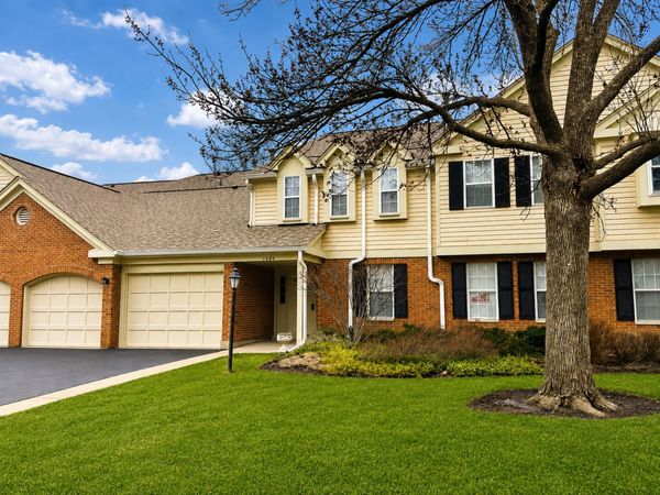1404 Nottingham Court , Unit D1, Wheeling, IL 60090