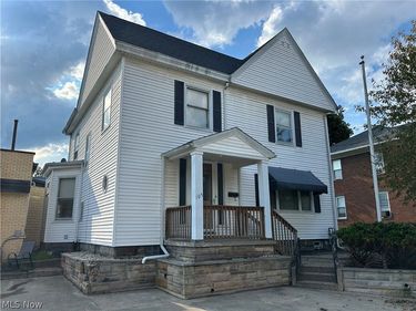 105 Main Street N, Navarre, OH 44662