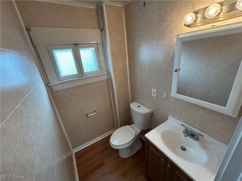 105 Main Street N, Navarre, OH 44662 Photo 16