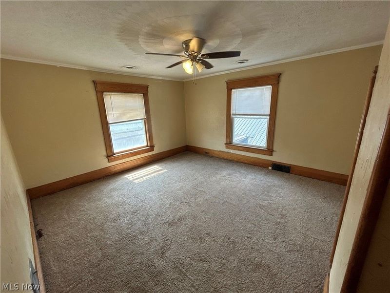 105 Main Street N, Navarre, OH 44662 Photo 18