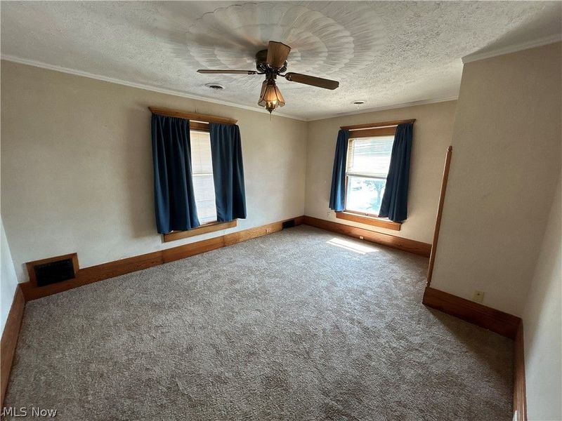 105 Main Street N, Navarre, OH 44662 Photo 20