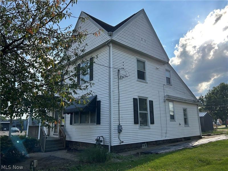 105 Main Street N, Navarre, OH 44662 Photo 3