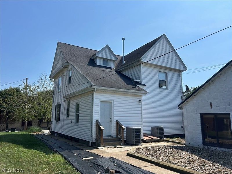 105 Main Street N, Navarre, OH 44662 Photo 40