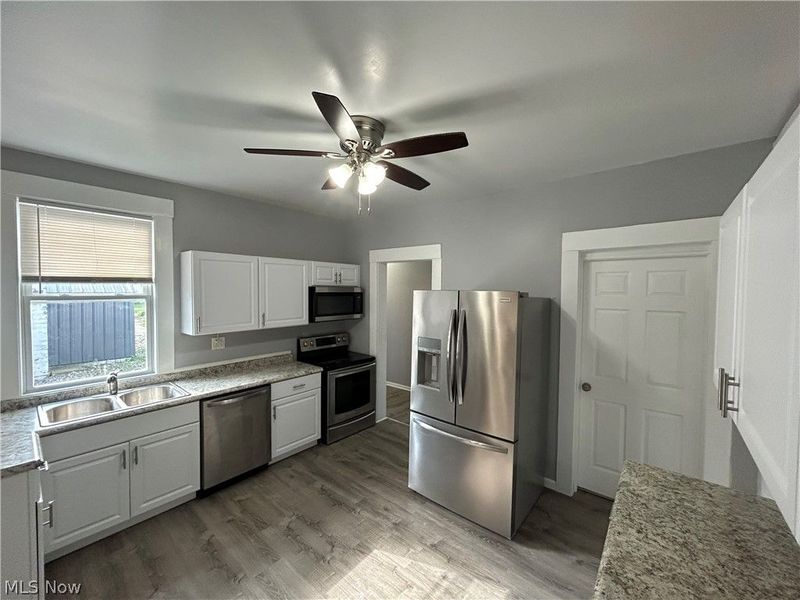 105 Main Street N, Navarre, OH 44662 Photo 6