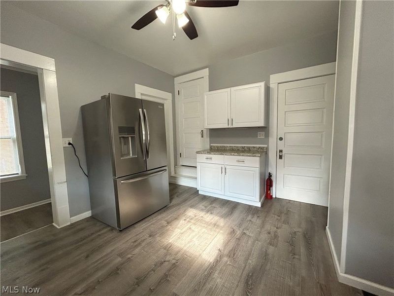 105 Main Street N, Navarre, OH 44662 Photo 8