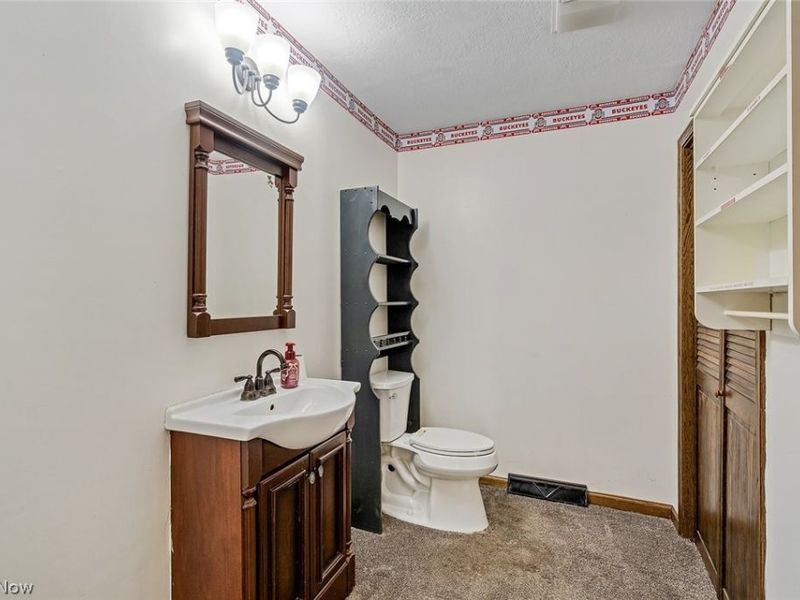 4468 Devonshire Drive, Unit c, Youngstown, OH 44512 Photo 13
